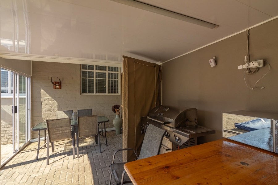 3 Bedroom Property for Sale in Noordhoek Free State